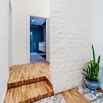 Sofia's House - Comfort E Relax Vicino Stazione Notarbartolo